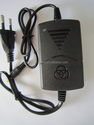 US AC 100-240V para DC 12V 2A Adaptador de alimentação para produtos eletrônicos de luz LED
