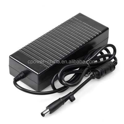 DESK 12V 8A 220V Desktop 8000mA Adaptador de energia AC DC para exigências de alta corrente