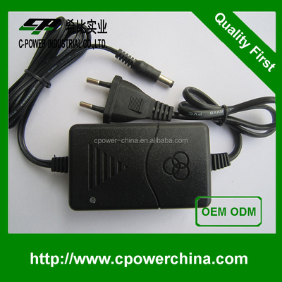 Adaptador de energia 12V 2A 24W DC para câmera de segurança Bunker Hill Instalação fácil