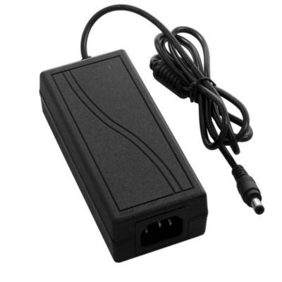 Conexão de computador 12V 5A Adaptador de alimentação de saída múltipla com 4 portas Pigtail CE certificado
