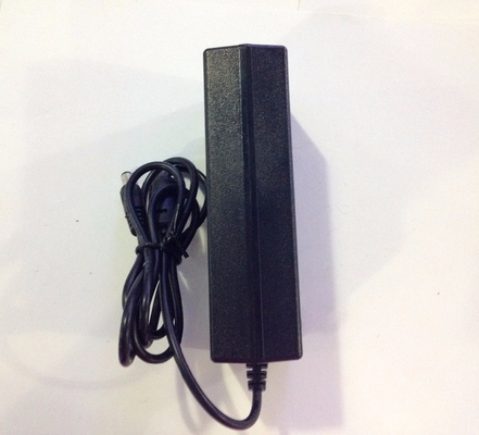 12v 5a DC Switching AC DC Adaptador de Energia Grátis de Envio 1000pcs Tipo de saída única