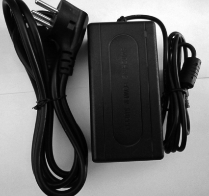 12v 5a DC Switching AC DC Adaptador de Energia Grátis de Envio 1000pcs Tipo de saída única