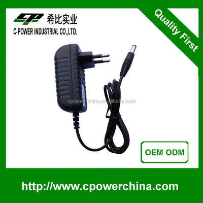 Carregador de adaptador AC/DC com certificação CE e variações de saída CC de 3,2 V a 5,4 V