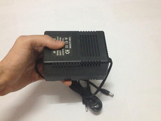 Transformador de saída AC 24V 24V 2A 3A Adaptador de alimentação para câmera CCTV PTC 220V Entrada
