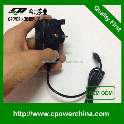 Voltagem de saída de 12V Adaptador de energia AC DC Eficiência 90% para 110V 220V Fabricação