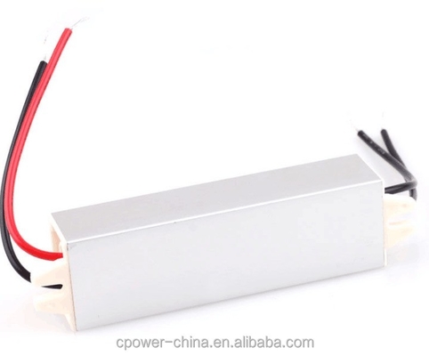 Fonte de alimentação LED à prova d'água de 10 W para faixa LED 24 V Tipo de saída única 86% de eficiência
