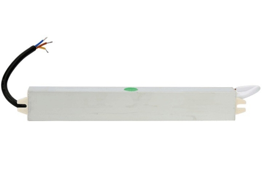 Condutor LED de saída de tensão constante 12V 30W para entrada AC 100-270V e projeto à prova d'água