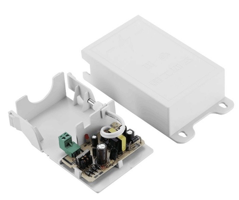 Adaptador de alimentação para câmaras de circuito fechado (CCTV)