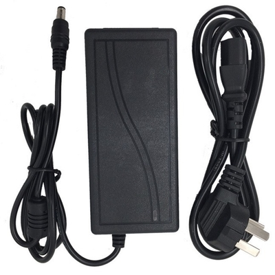 Versátil 12v 6a AC DC Power Supply com 100-240v de entrada e múltiplas opções de saída