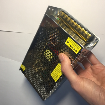 Bom PCB 10a 20a 30a Fornecimento de alimentação para CCTV LED a Voltagem de Saída 24V Tipo de saída único