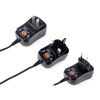 Adaptador de alimentação universal de 12W/30W com múltiplos conectores