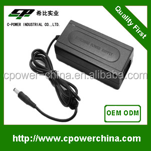 Output único 12V 3A 4A 5A DC 5525 Adaptador de alimentação de display LED com transformador