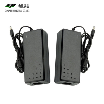 Adaptador de energia C-Power 18V 3A DC com tensão constante e conector 5.5*2.1/5.5*2.5 DC