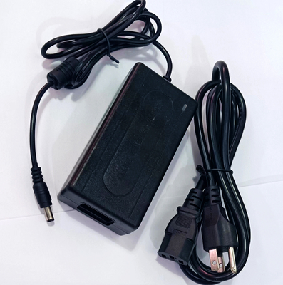 Adaptador de alimentação AC100-240V de 84w a 42V 2A DC com conector DC Jack 5.5*2.1*10/5.5*2.5*10mm