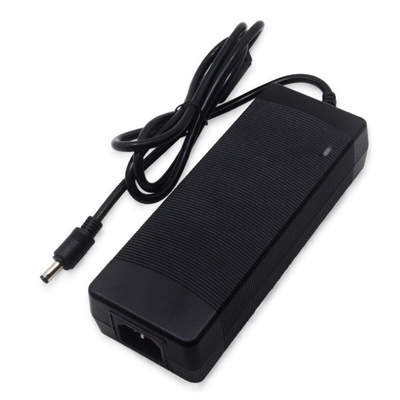 AC100-240V Entrada 12V 10A 120W Desktop Power Adapter com 1,2m/1.5m DC Cable por C-Power