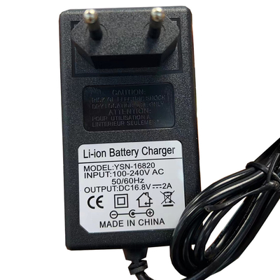 CE FCC ROHS Certificado 16,8V 2A Carregador de bateria de íons de lítio para adaptador de energia C-Power