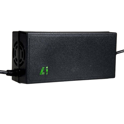 54.6V2A Carregador inteligente de bateria de iões de lítio/íons de lítio/lípons com tomada de corrente contínua de 5,5*2,1 mm Preto
