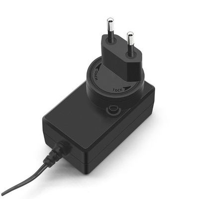 Eficiência 85% Black C-Power Adaptador de energia mundial com 12V 2A 24W AC100-240V