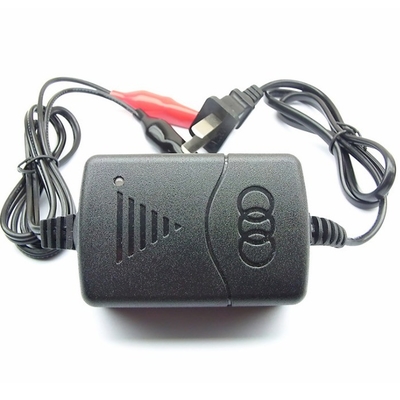 AC100-240V a 12V Carregador plug-in para baterias de chumbo-ácido Corrente de saída 1.5A