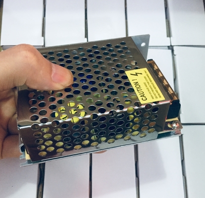 30W 5V 2A 3A 4A 5A 110V 220V DC 9V 15V 18V 24V Fornecimento de energia de prata para suas necessidades